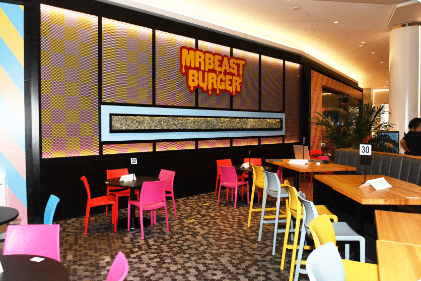 A photo of the interior of the MrBurger American Dream location